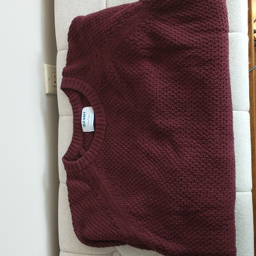 Women's Old Navy Maroon sweater